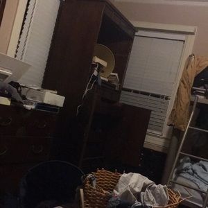 Meet your Posher, Lloyd